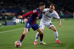 Lewandowski przypieczętował awans Barcelony do ćwierćfinału Ligi Mistrzów [WIDEO]