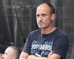 Pierwsze spotkanie Platformy Oburzonych: Nasz kraj to kreskówka, w której Kaczor i Donald łapią się za dzioby