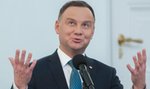 Przyłapany! Prezydent Duda ogląda w nocy męską muskulaturę