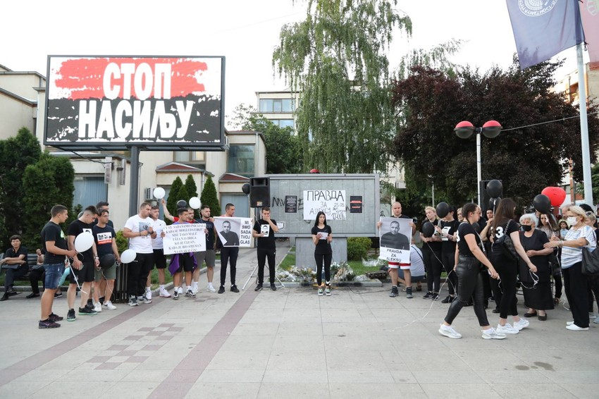 Tuga u Aleksincu ne prestaje za nastradalim mladićem Aleksom Stojmenovicem 