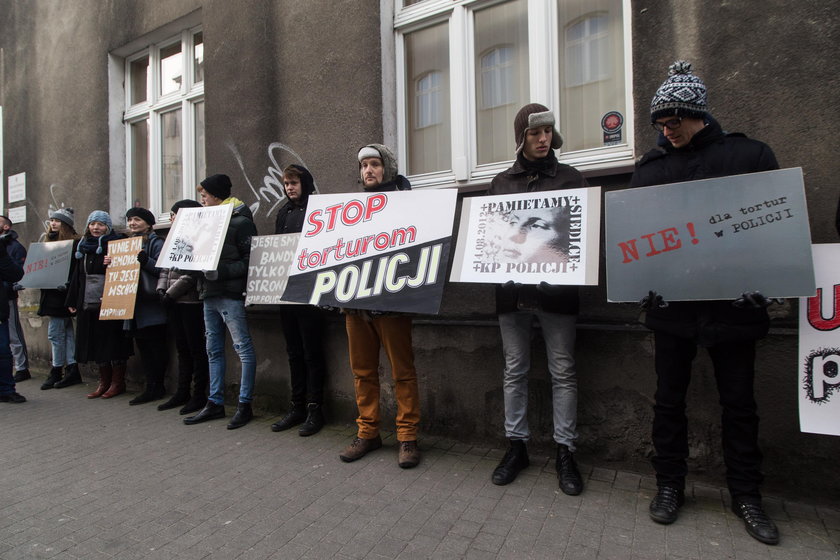 Sad Rejnowy w Ostrowie Wielkopolskim , Ogloszenie wyroku w sprawie brutalnego przesluchania przez po