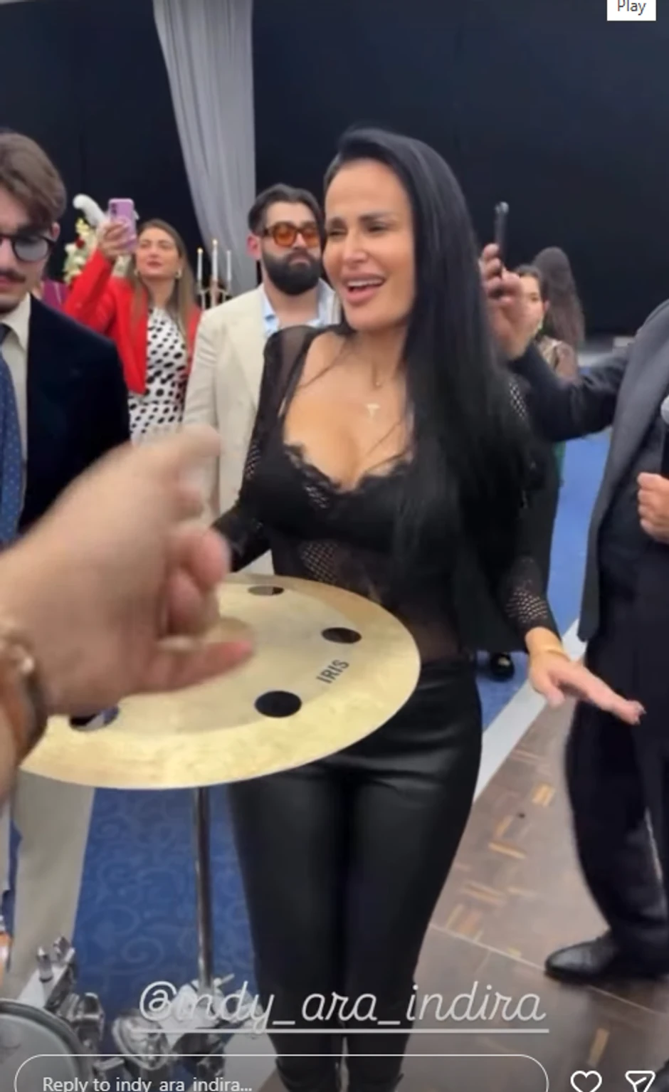 Indi Aradinović u vrelom izdanju