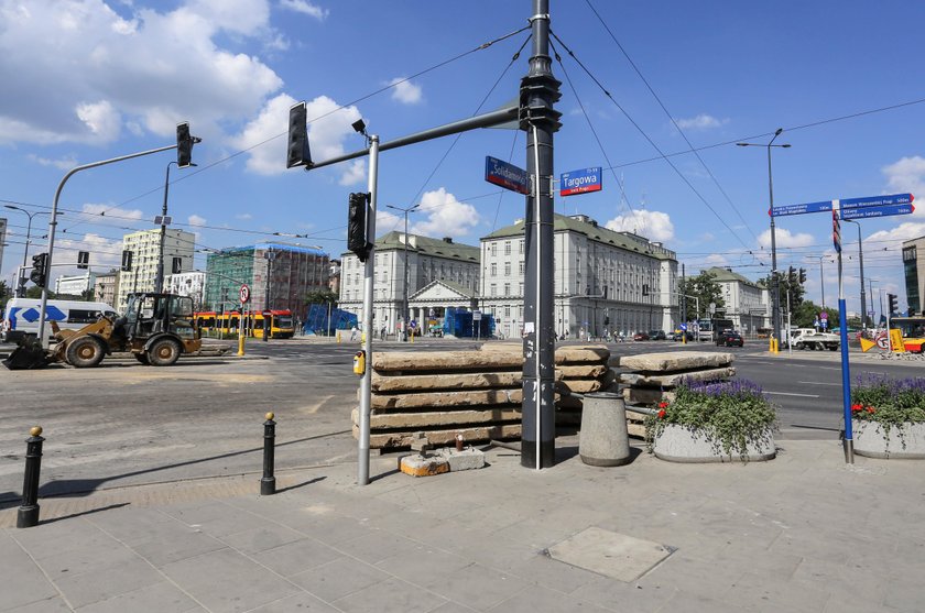 Tramwaje nie jadą na pl. Wileński