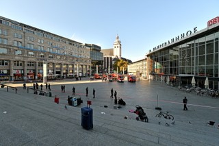 Zakładniczka porwana na dworcu w Kolonii: Policja sprawdza związek z terroryzmem