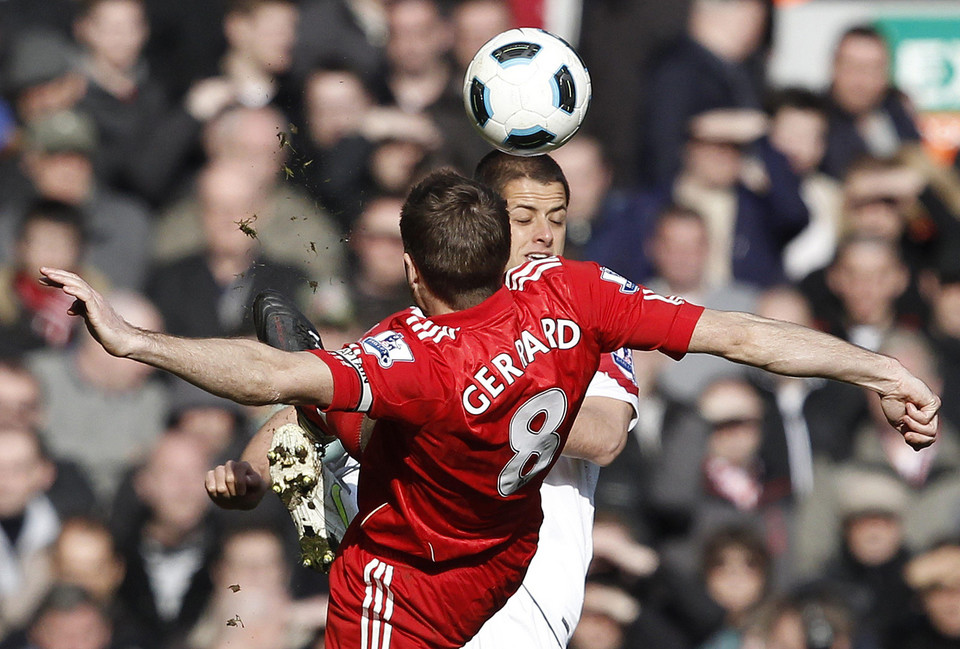 Steven Gerrard (L)