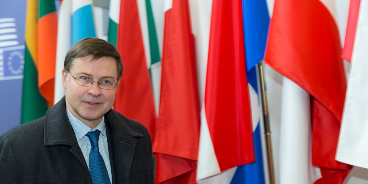 Valdis Dombrovskis jest wiceprzewodniczącym Komisji Europejskiej