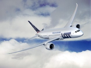 PLL LOT odwołuje osiem rejsów z powodu braku załóg