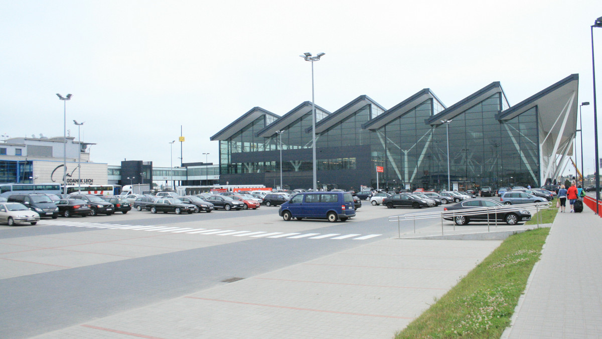 Ponad 260 tysięcy pasażerów w listopadzie w Porcie Lotniczym Gdańsk. To o prawie 11 procent więcej niż w tym samym miesiącu w 2014. Rekordowy będzie też cały mijający rok.