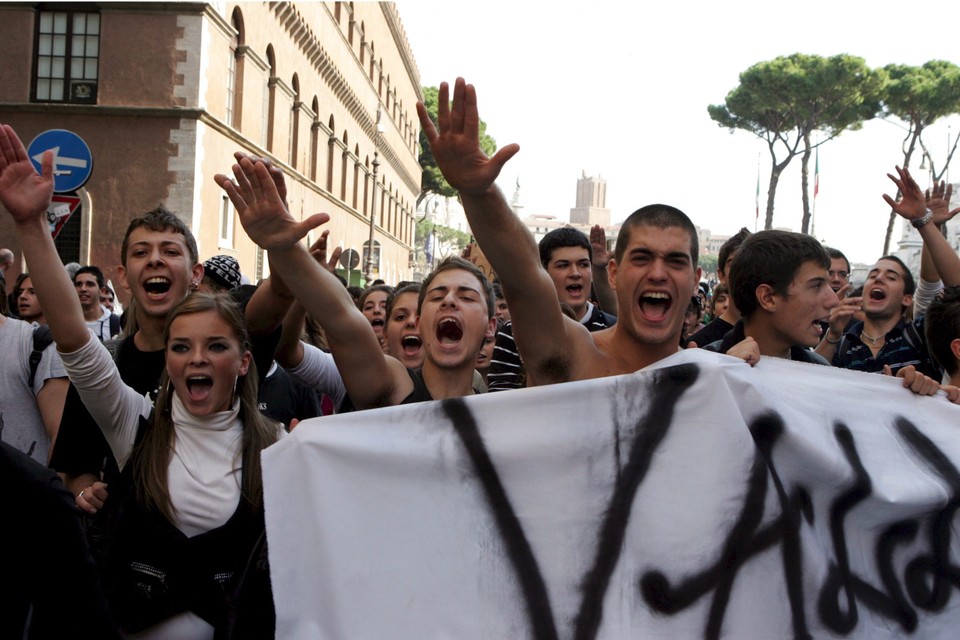 WŁOCHY REFORMA SZKOLNICTWA STUDENCI PROTEST