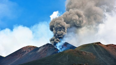 Przebudzenie wulkanu Etna na Sycylii