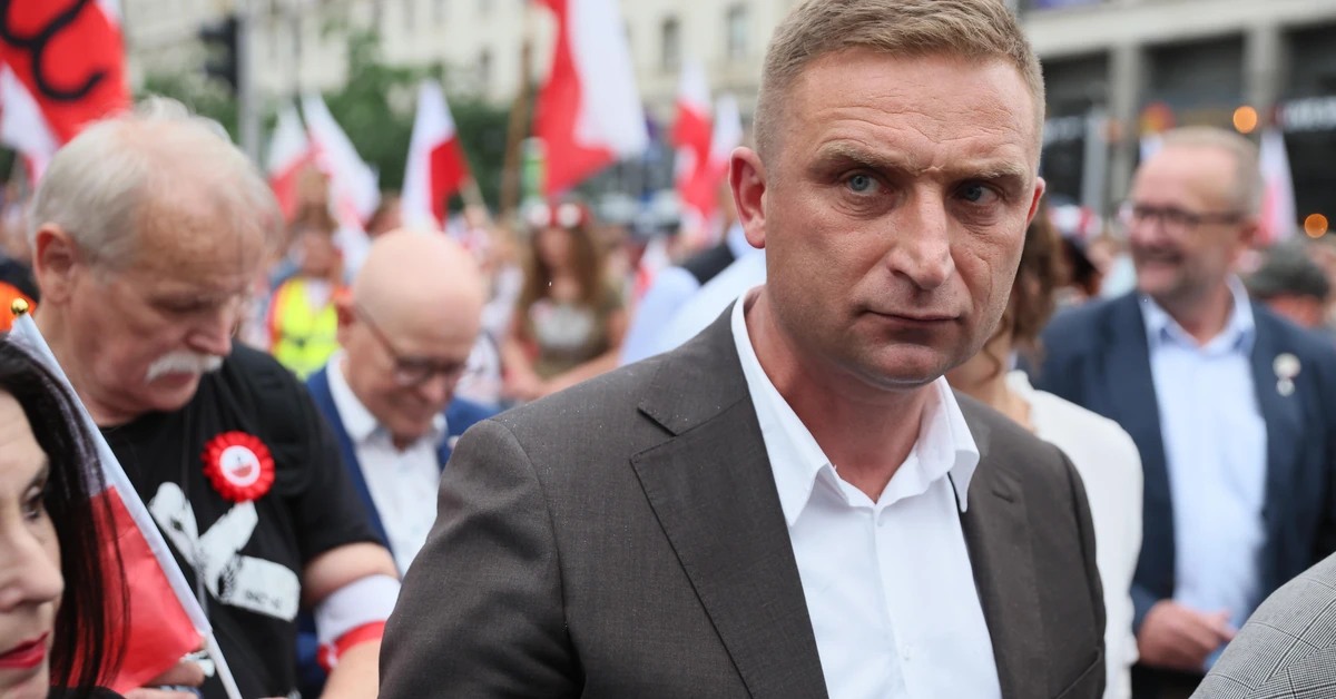 Fundacja miała pomagać dzieciom. Teraz wspiera ludzi Bąkiewicza