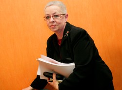 Dwoje chętnych na miejsce Ewy Sowińskiej