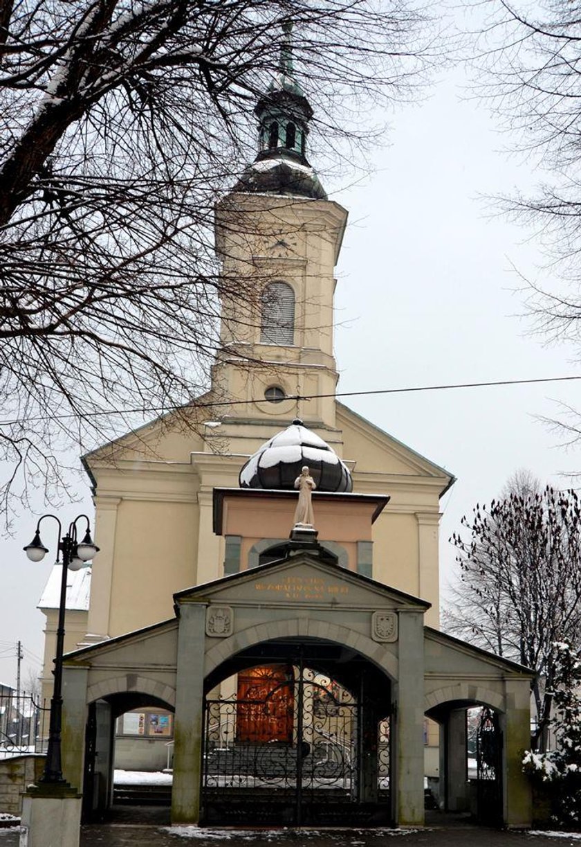 Brzeszcze. Wandale zniszczyli drzwi kościoła św. Urbana