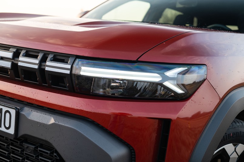 Dacia Duster hybrid 155