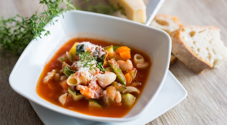 Mit főzzek ma? Íme egy remek Őszi minestrone leves recept. / Fotó: Ringier