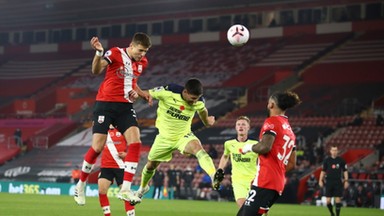 Southampton liderem Premier League. Wysoko oceniany Bednarek