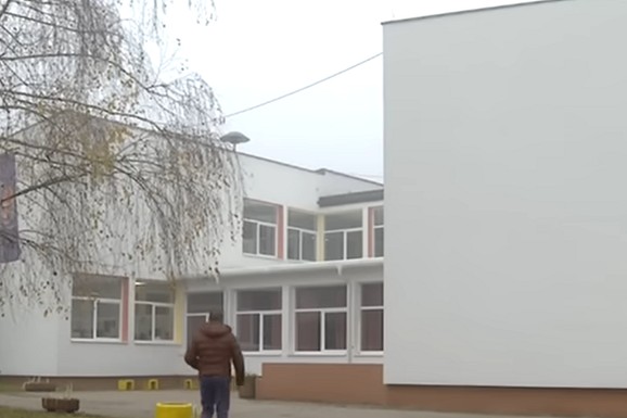 Šok u Mrkonjić Gradu: Roditelji tvrde da deca u školi TRPE VRŠNJAČKO NASILJE više od godinu dana