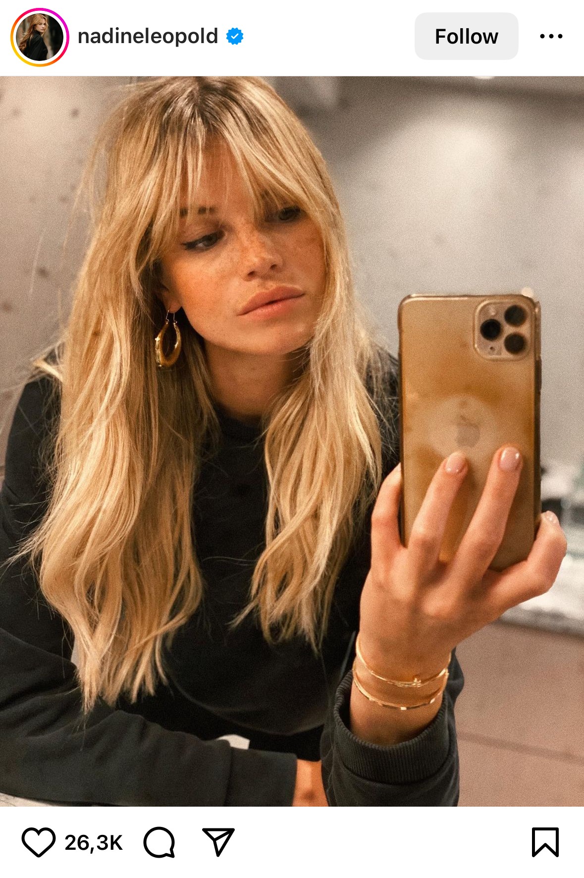 Kissé kócos, texturált egérhaj