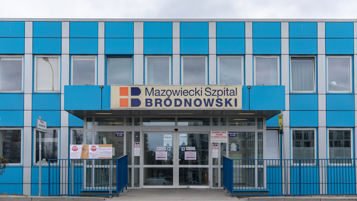 Koronawirus: Warszawa. Szpital Bródnowski staje na nogi