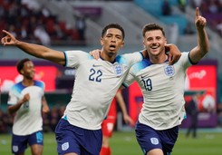 Anglicy rozjechali Iran. Kibice zobaczyli festiwal bramek