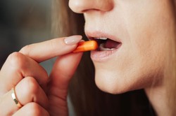 Uszkadza wątrobę, trzustkę i serce. Francja już zakazała, w Polsce wciąż jest dostępny