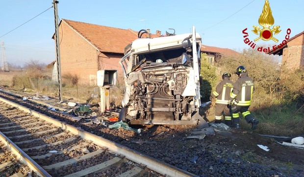 Sudar kamiona i voza