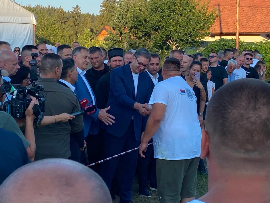 Vučić na Manjači