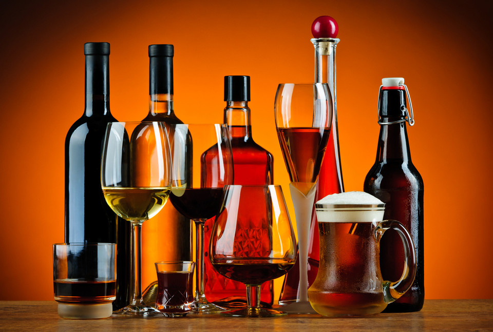 Produkty, które wywołują zgagę: alkohol