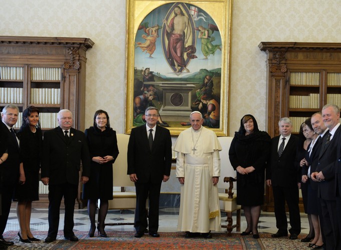 Prezydent Komorowski na audiencji u papieża Franciszka