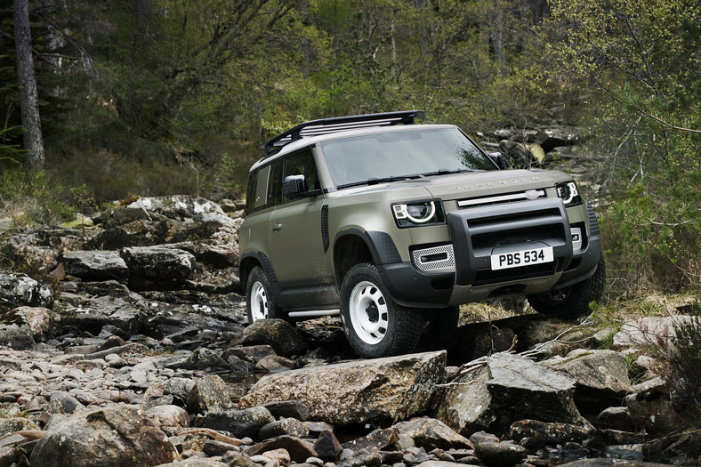 Powrót legendy – tak wygląda nowy Land Rover Defender