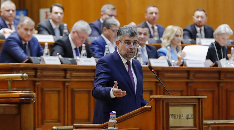 Marcel Ciolacu román miniszterelnök egy hete közösségi oldalán az autonómiatervezetek gyors elutasítását kérte a házelnöktől, így már a két ünnep között naprendre tűzték őket./Fotó: MTI/EPA/Robert Ghement