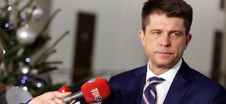 Petru odpowiada Kaczyńskiemu w sprawie puczu: To marszałek Kuchciński zamówił kanapki