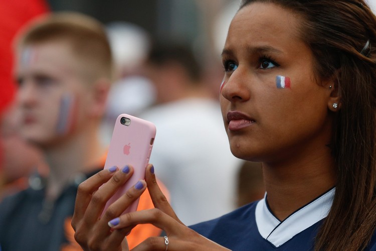Futbolowa gorączka ogarnęła nie tylko mężczyzn. Zobacz fanki Euro 2016