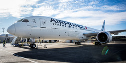 Awaryjne lądowanie Dreamlinera Air France w kanadyjskiej stolicy Arktyki