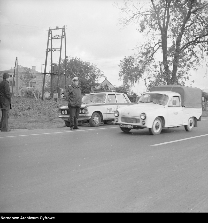 W tym pełnym nostalgii quizie zadajemy pytania dotyczące życia w czasach PRL. Na to nr 8 prawie każdy zna odpowiedź