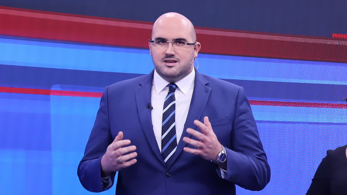 Jarosław Olechowski odpowiada na zarzuty o materiał "Wiadomości" TVP