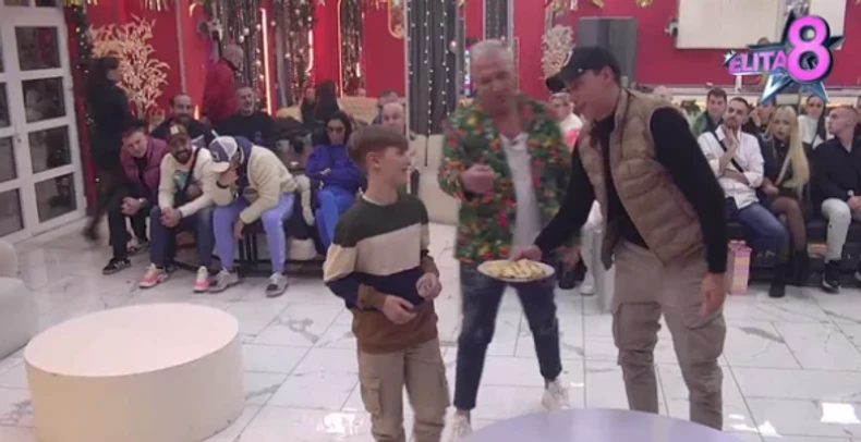 Peja se upoznao sa Eninim sinom