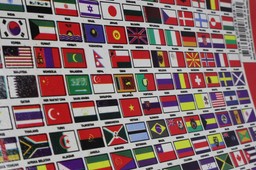 Piekielnie trudny quiz z geografii. Dopasuj flagi do państw. Już 3/10 to będzie dobry wynik