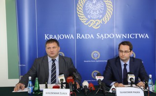 Kolejne uderzenie w KRS? Senator PiS: Chcieli zamieść sprawę pod dywan