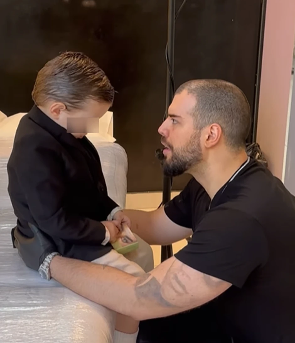 Adam Adaktar sa sinom