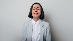 psychologia płaczu w codziennym życiu. czy drobna awaria samochodu, ko