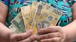 renta wdowia od lipca 2025. seniorzy dostaną dwa przelewy z zus i krus