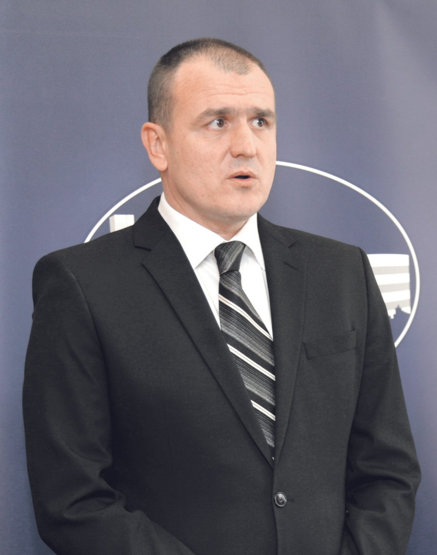 Direktor Fonda nema ovlašćenje da traži otpis potraživanja - Goran Hodoba