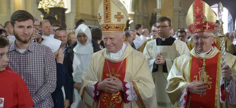 Ingres abp. Adama Szala."Rodziny winny być pierwszą szkołą życia chrześcijańskiego"