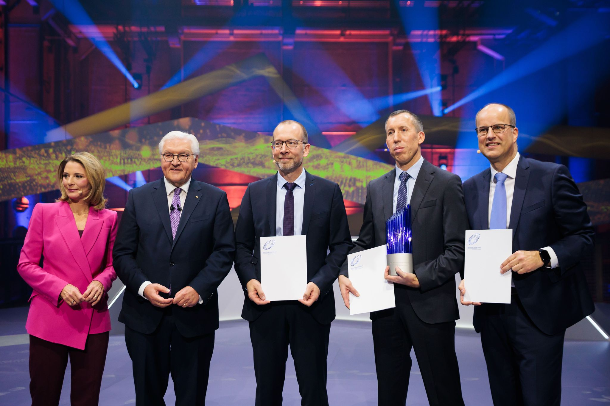 Zukunftspreis: Bosch-Forscher entwickeln Brennstoffzellen-Lkw