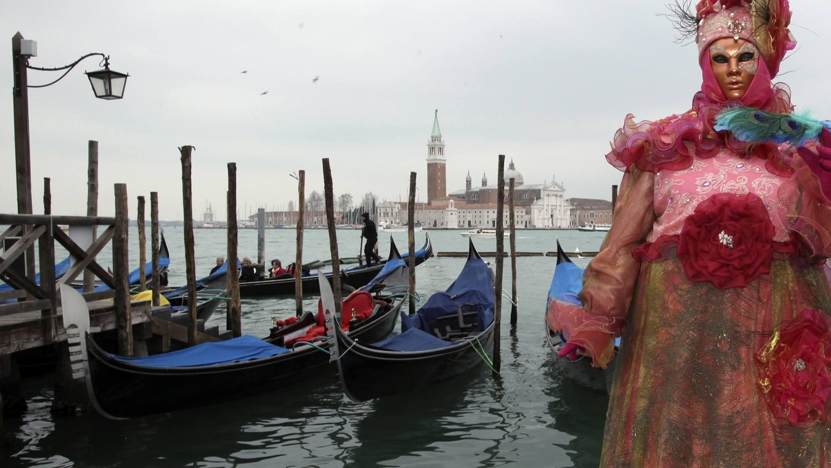 Italy, VENICE, :rel:d:bm:GF2E72R10GB01