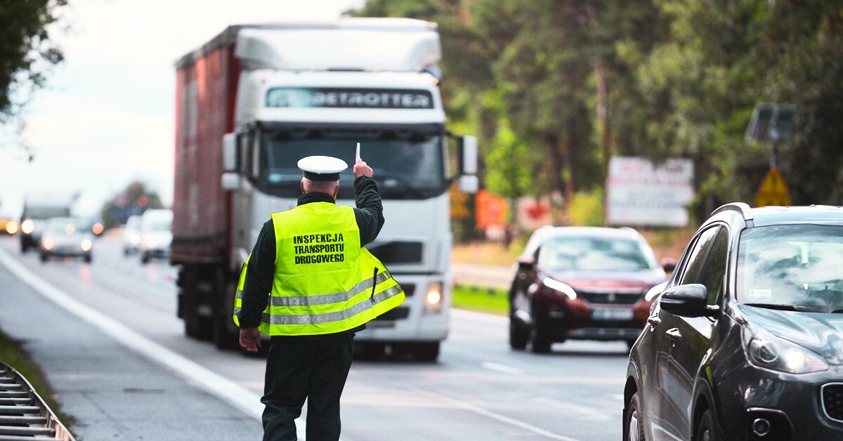 Od 1 grudnia 2025 r. kierowcy zapłacą więcej. Nowe płatne drogi, wyższe stawki i kontrole z automatu
