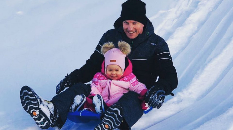 Kimi Räikkönen a kislányával, Riannával is sokat
játszott /Fotó: Instagram
