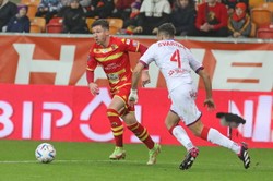 Trzy punkty jadą do Częstochowy. Wyjazdowa wygrana Rakowa z Jagiellonią [WIDEO]