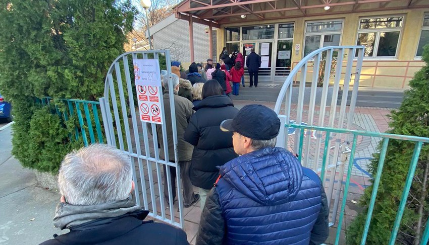 Gužve za glasnje na izborima 2023